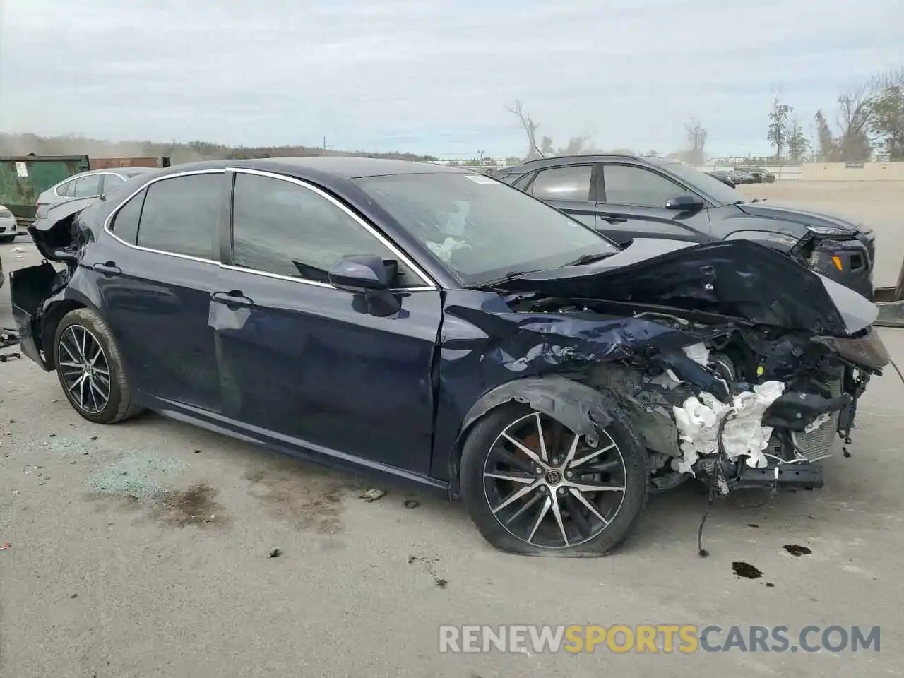 4 Photograph of a damaged car 4T1G11AK3MU588102 TOYOTA CAMRY 2021