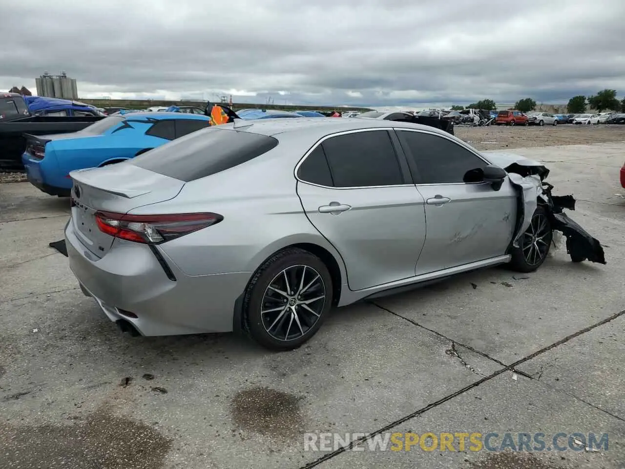 3 Photograph of a damaged car 4T1G11AK3MU591940 TOYOTA CAMRY 2021