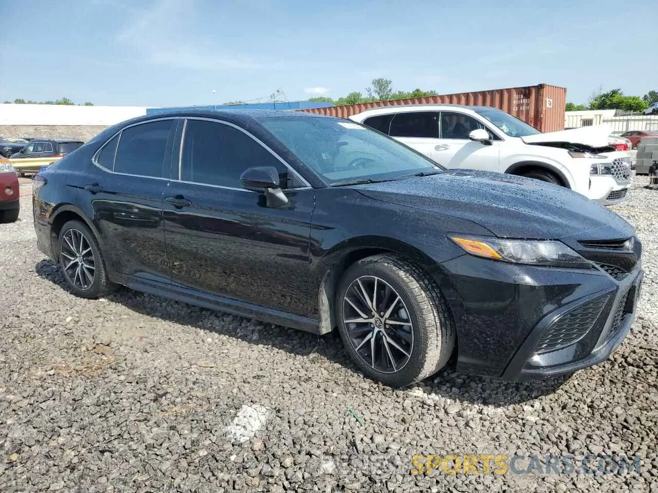 4 Photograph of a damaged car 4T1G11AK3MU600314 TOYOTA CAMRY 2021
