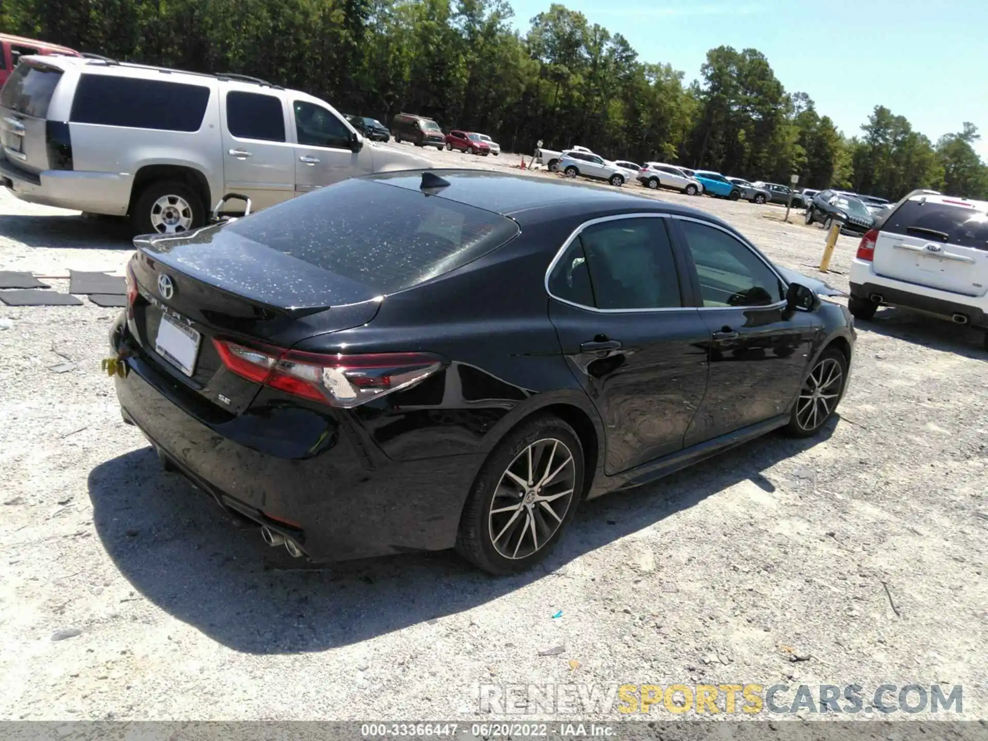 4 Photograph of a damaged car 4T1G11AK3MU607683 TOYOTA CAMRY 2021