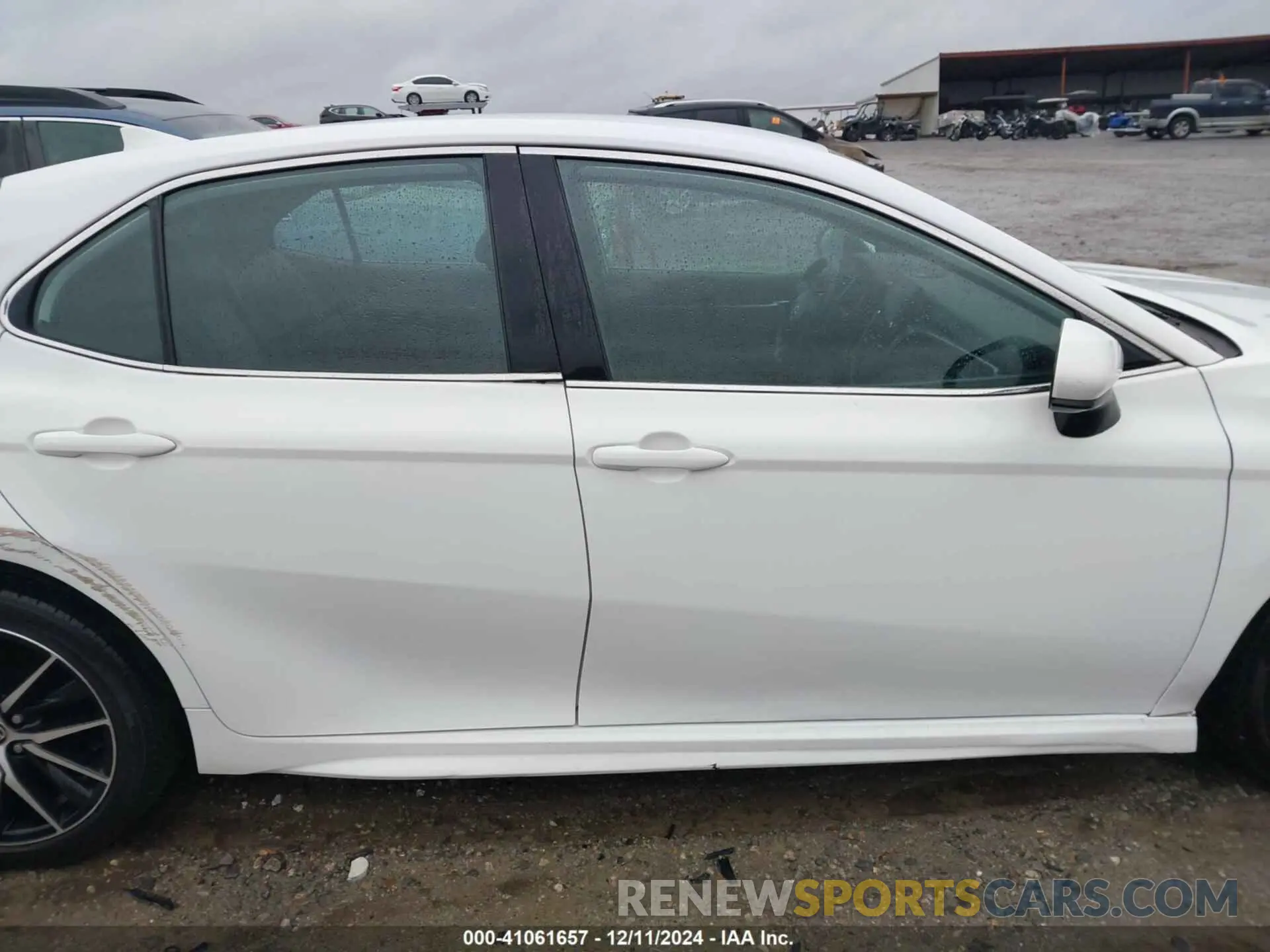 13 Photograph of a damaged car 4T1G11AK3MU610051 TOYOTA CAMRY 2021