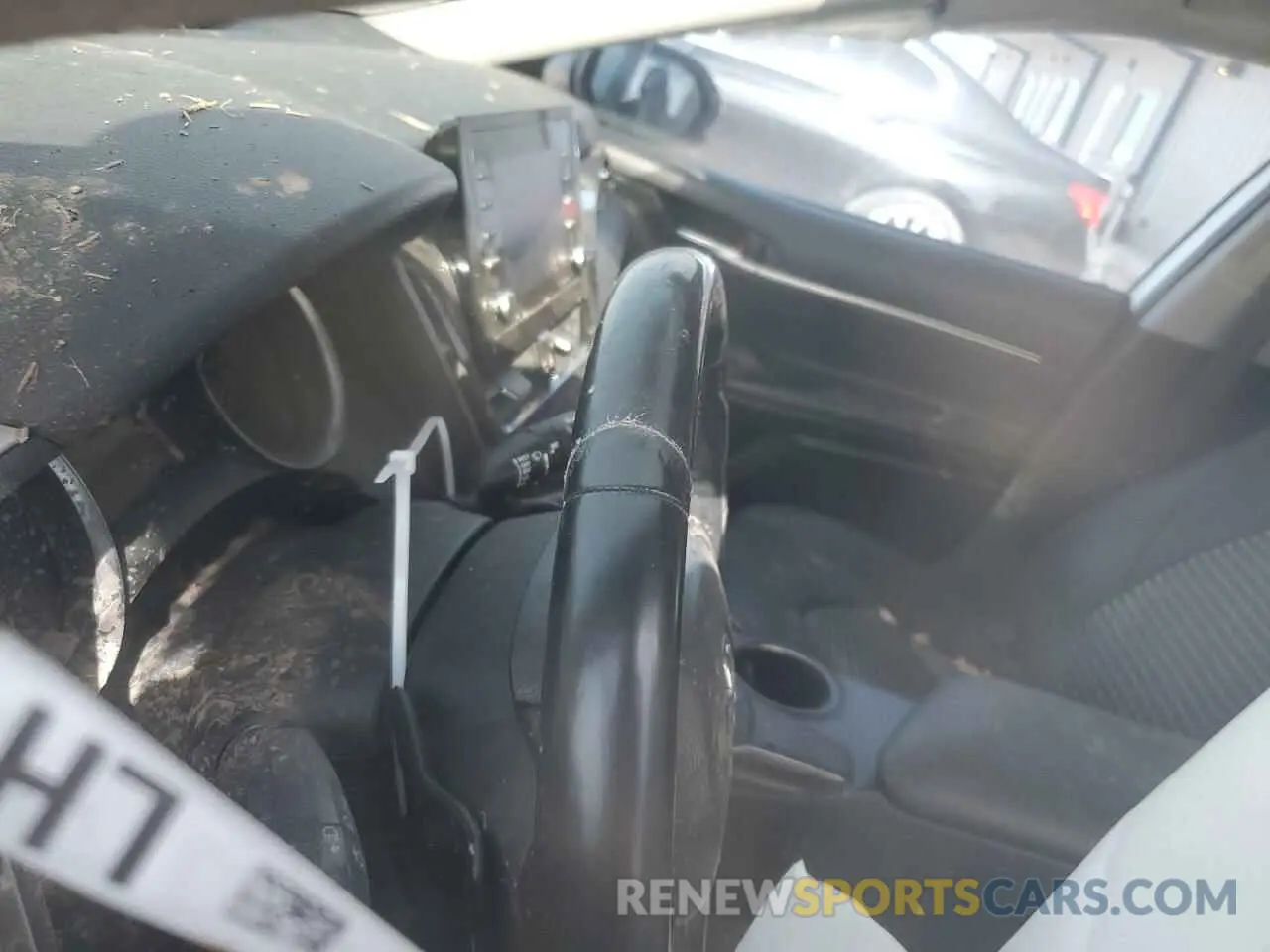 9 Photograph of a damaged car 4T1G11AK4MU405290 TOYOTA CAMRY 2021