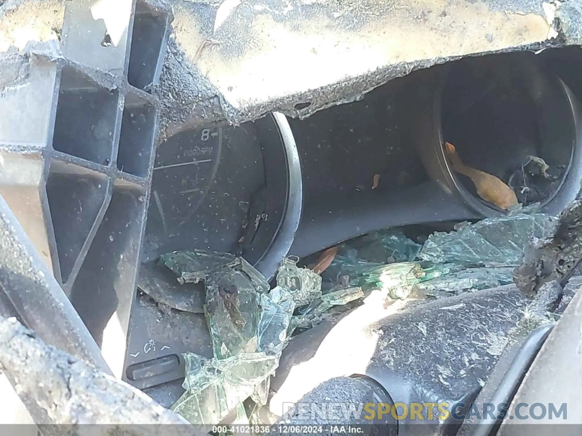 14 Photograph of a damaged car 4T1G11AK4MU408710 TOYOTA CAMRY 2021