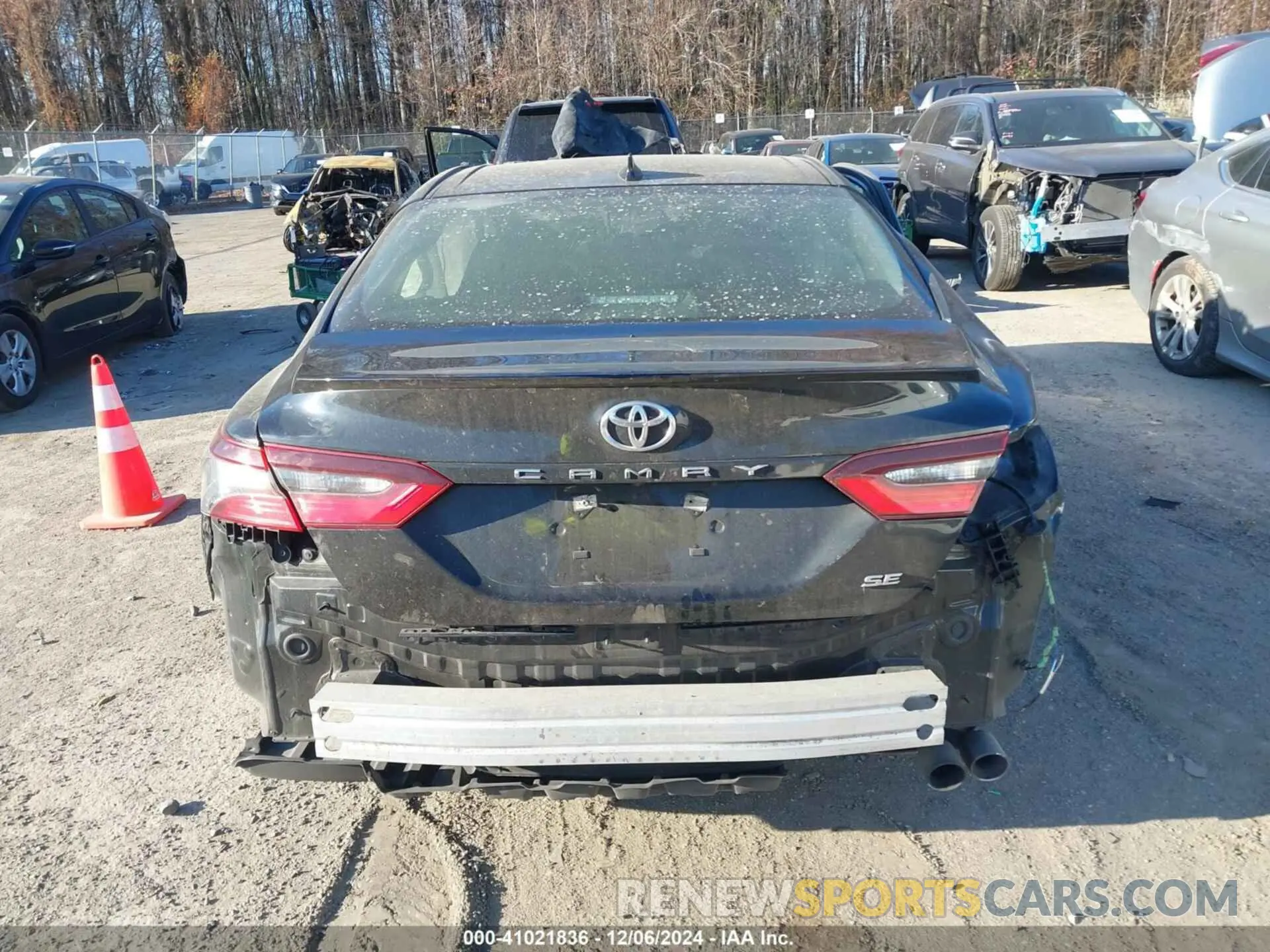 15 Photograph of a damaged car 4T1G11AK4MU408710 TOYOTA CAMRY 2021