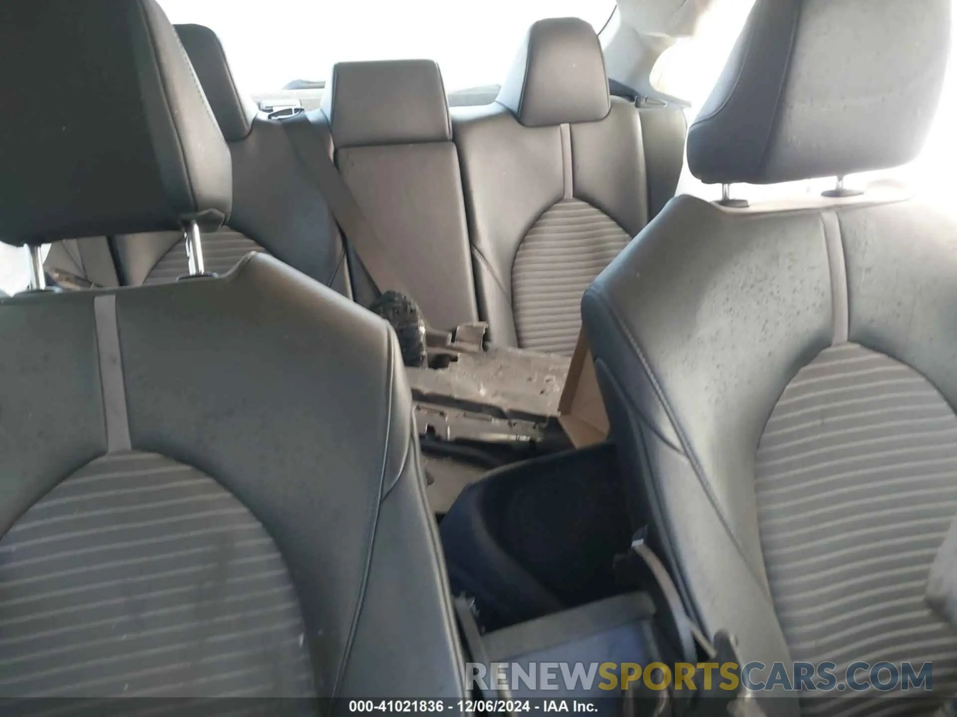 8 Photograph of a damaged car 4T1G11AK4MU408710 TOYOTA CAMRY 2021