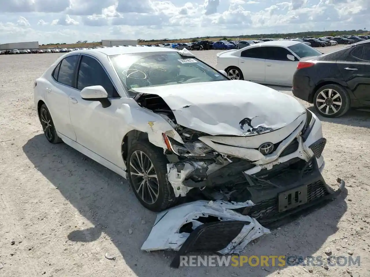 1 Photograph of a damaged car 4T1G11AK4MU415088 TOYOTA CAMRY 2021