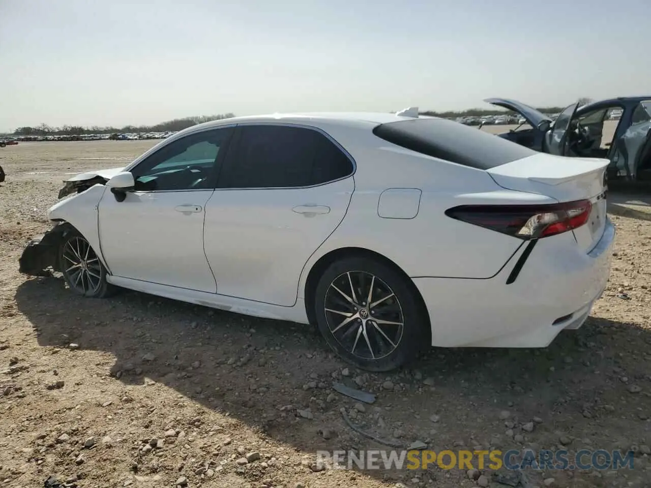 2 Photograph of a damaged car 4T1G11AK4MU438175 TOYOTA CAMRY 2021