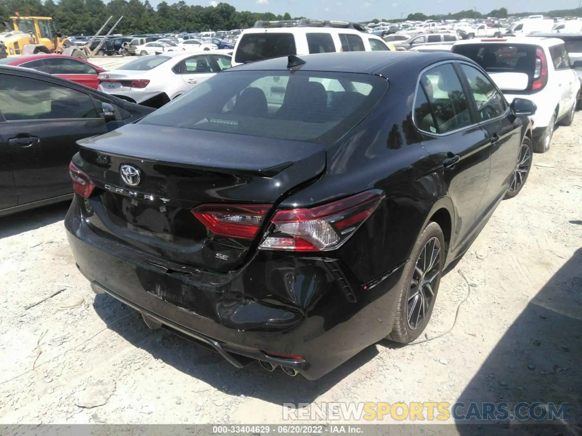 4 Photograph of a damaged car 4T1G11AK4MU441108 TOYOTA CAMRY 2021