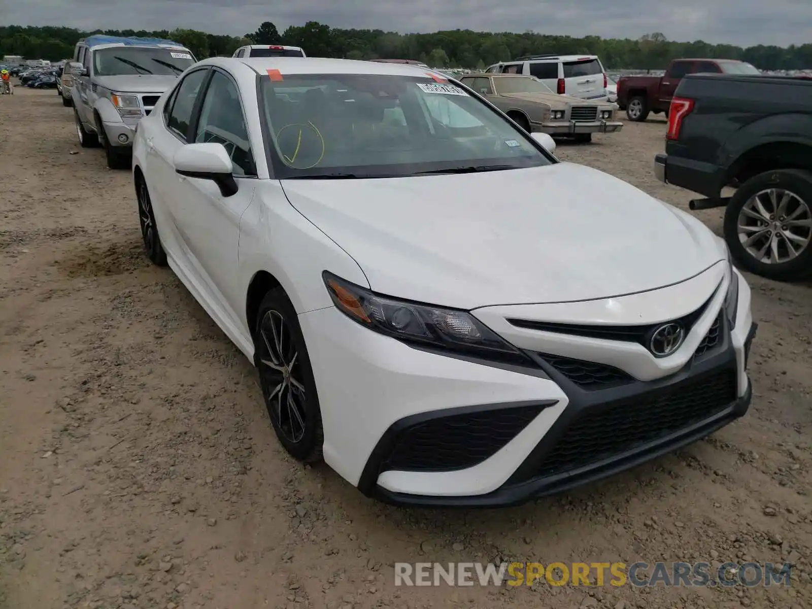 1 Photograph of a damaged car 4T1G11AK4MU442582 TOYOTA CAMRY 2021