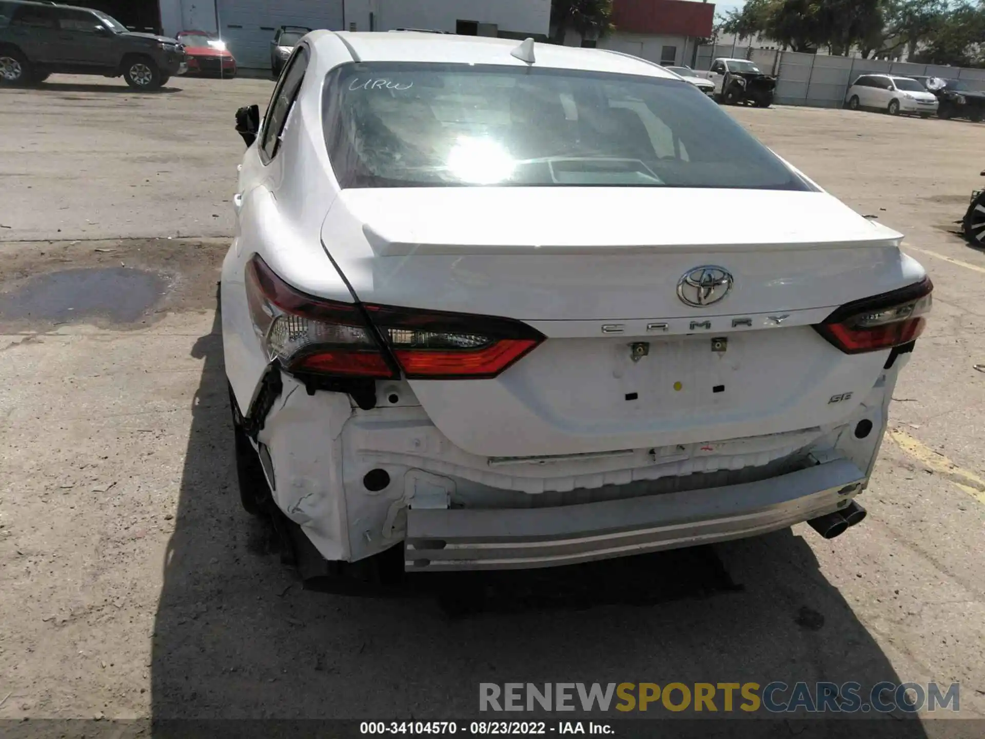 6 Photograph of a damaged car 4T1G11AK4MU445157 TOYOTA CAMRY 2021