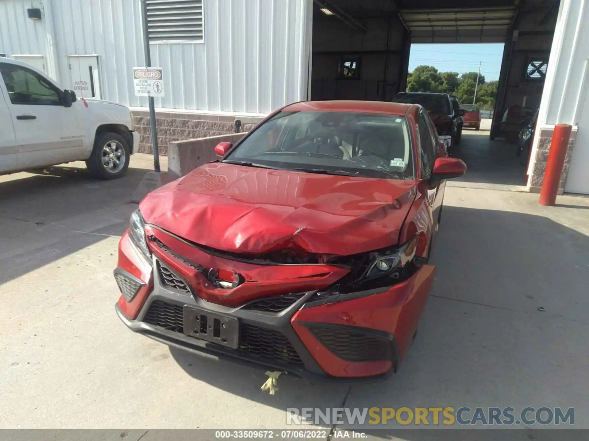 6 Photograph of a damaged car 4T1G11AK4MU454165 TOYOTA CAMRY 2021