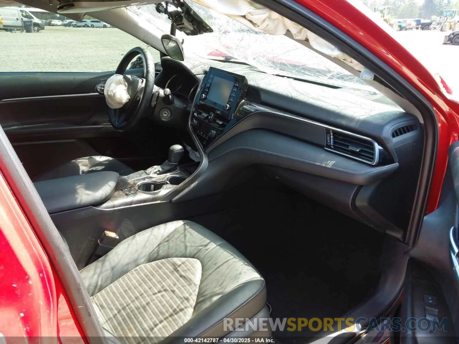 5 Photograph of a damaged car 4T1G11AK4MU459009 TOYOTA CAMRY 2021