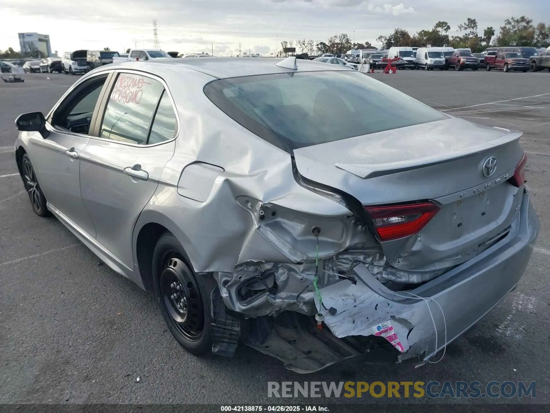 3 Photograph of a damaged car 4T1G11AK4MU471421 TOYOTA CAMRY 2021