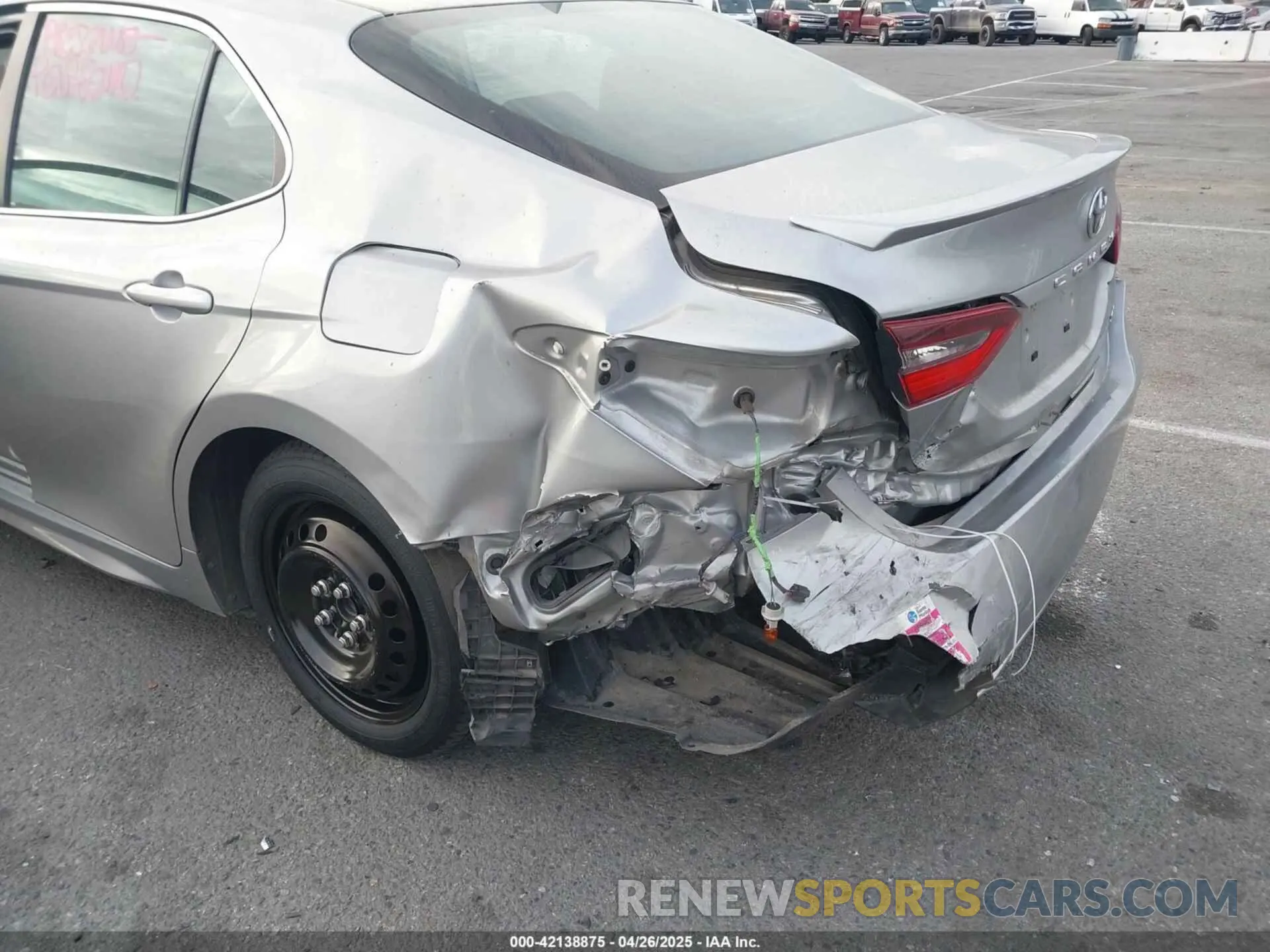6 Photograph of a damaged car 4T1G11AK4MU471421 TOYOTA CAMRY 2021