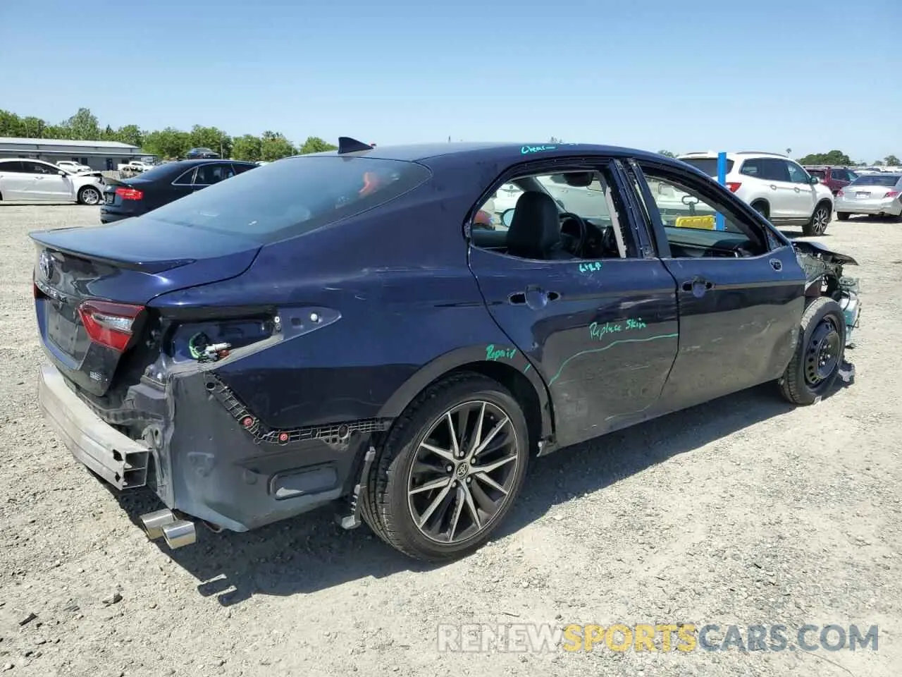 3 Photograph of a damaged car 4T1G11AK4MU474447 TOYOTA CAMRY 2021