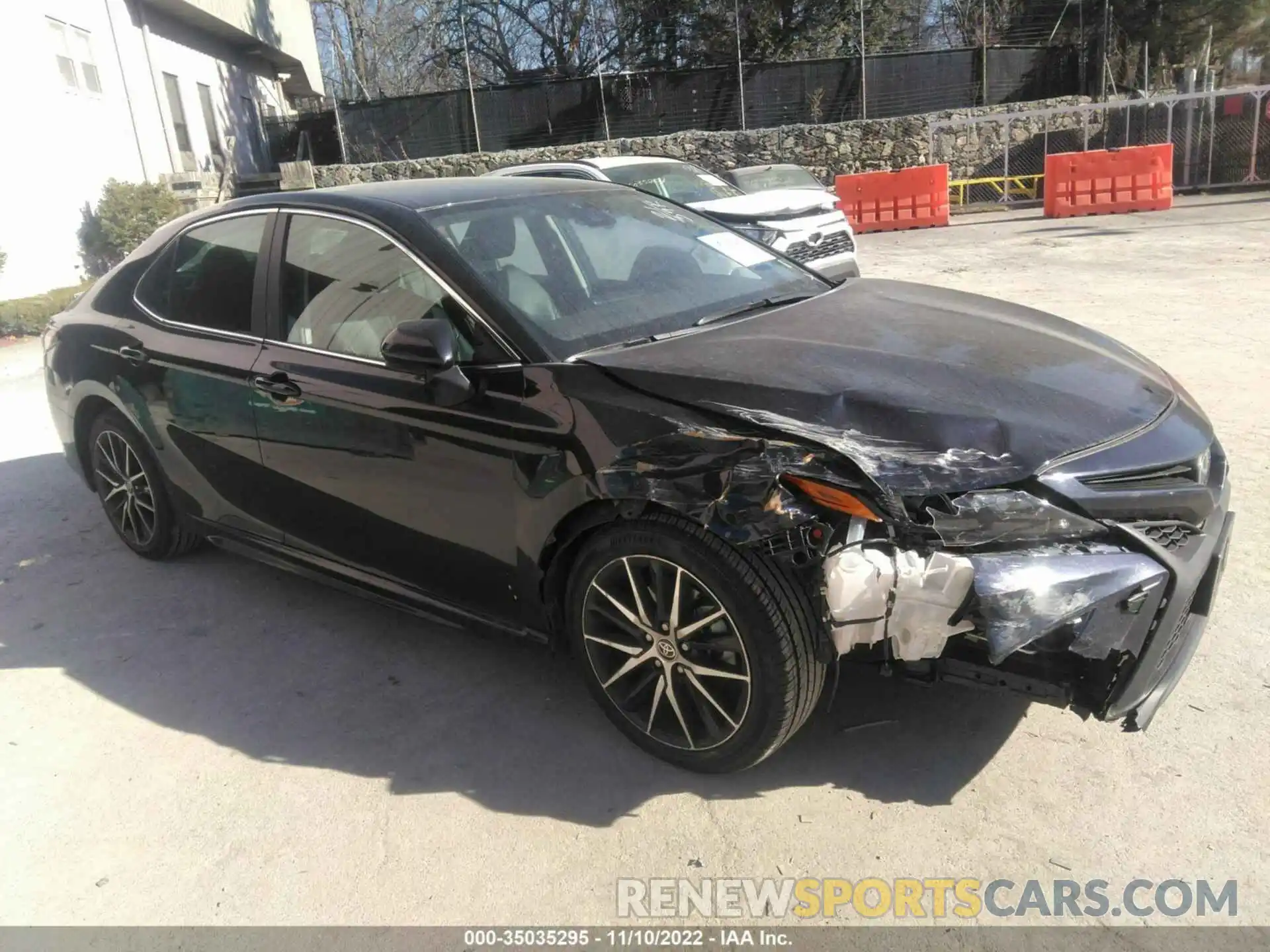 1 Photograph of a damaged car 4T1G11AK4MU483553 TOYOTA CAMRY 2021