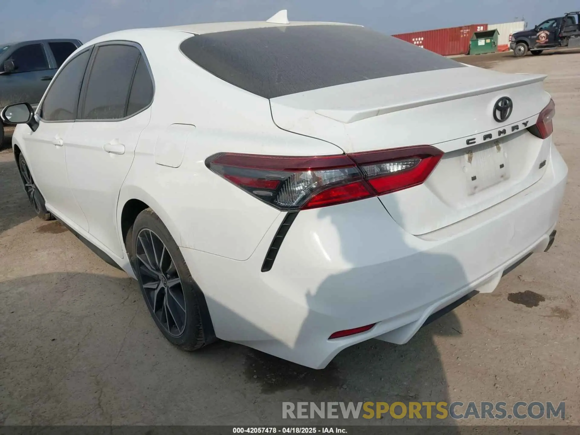 3 Photograph of a damaged car 4T1G11AK4MU496335 TOYOTA CAMRY 2021