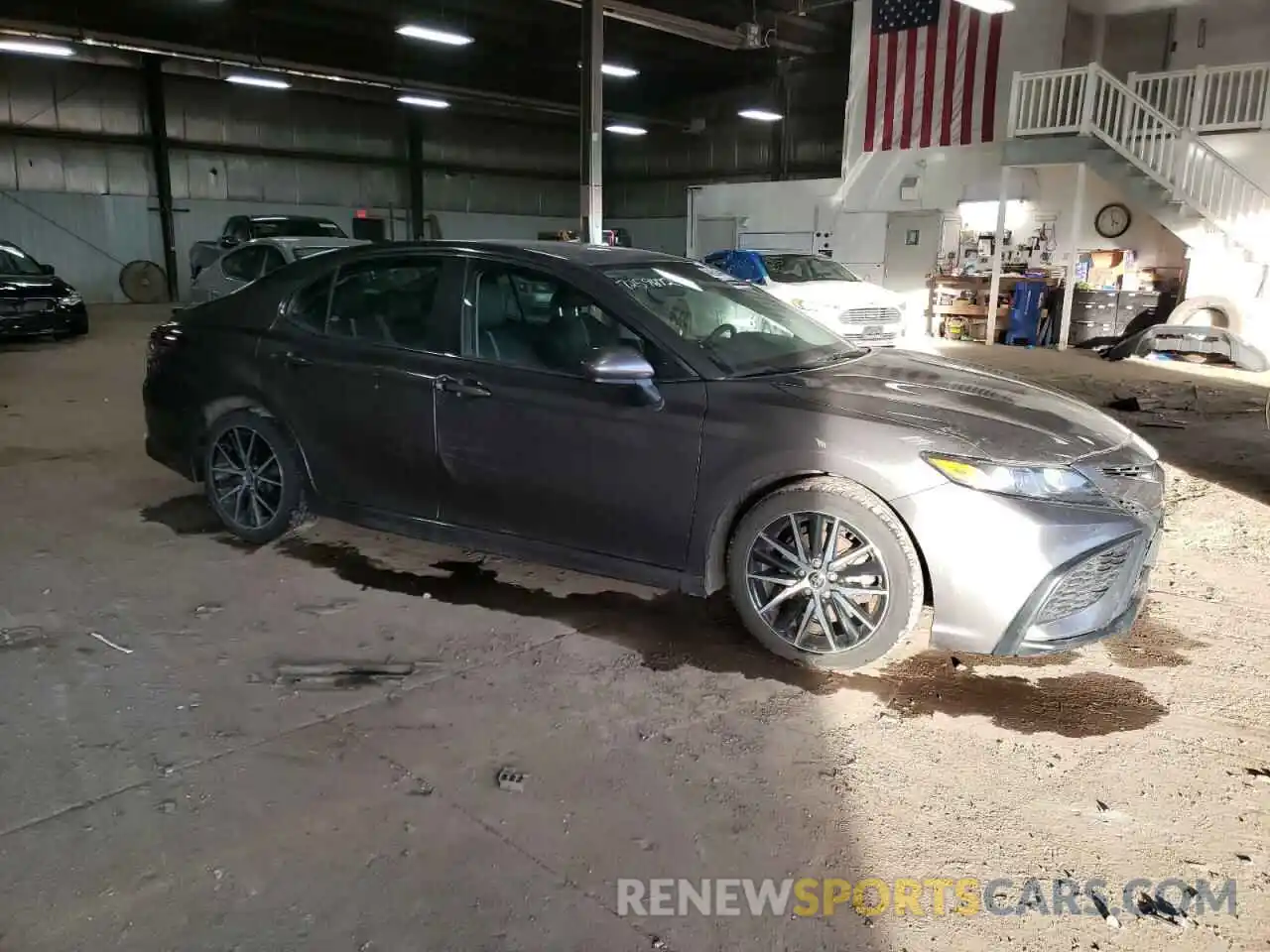 4 Photograph of a damaged car 4T1G11AK4MU524876 TOYOTA CAMRY 2021