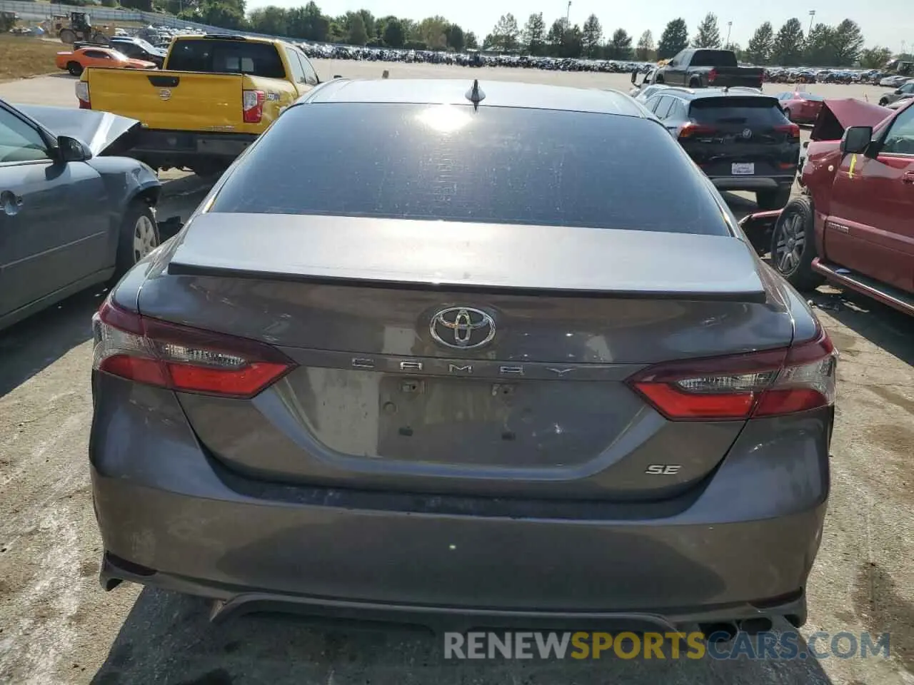 6 Photograph of a damaged car 4T1G11AK4MU529902 TOYOTA CAMRY 2021