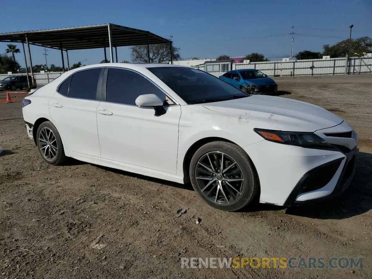 4 Photograph of a damaged car 4T1G11AK4MU535358 TOYOTA CAMRY 2021
