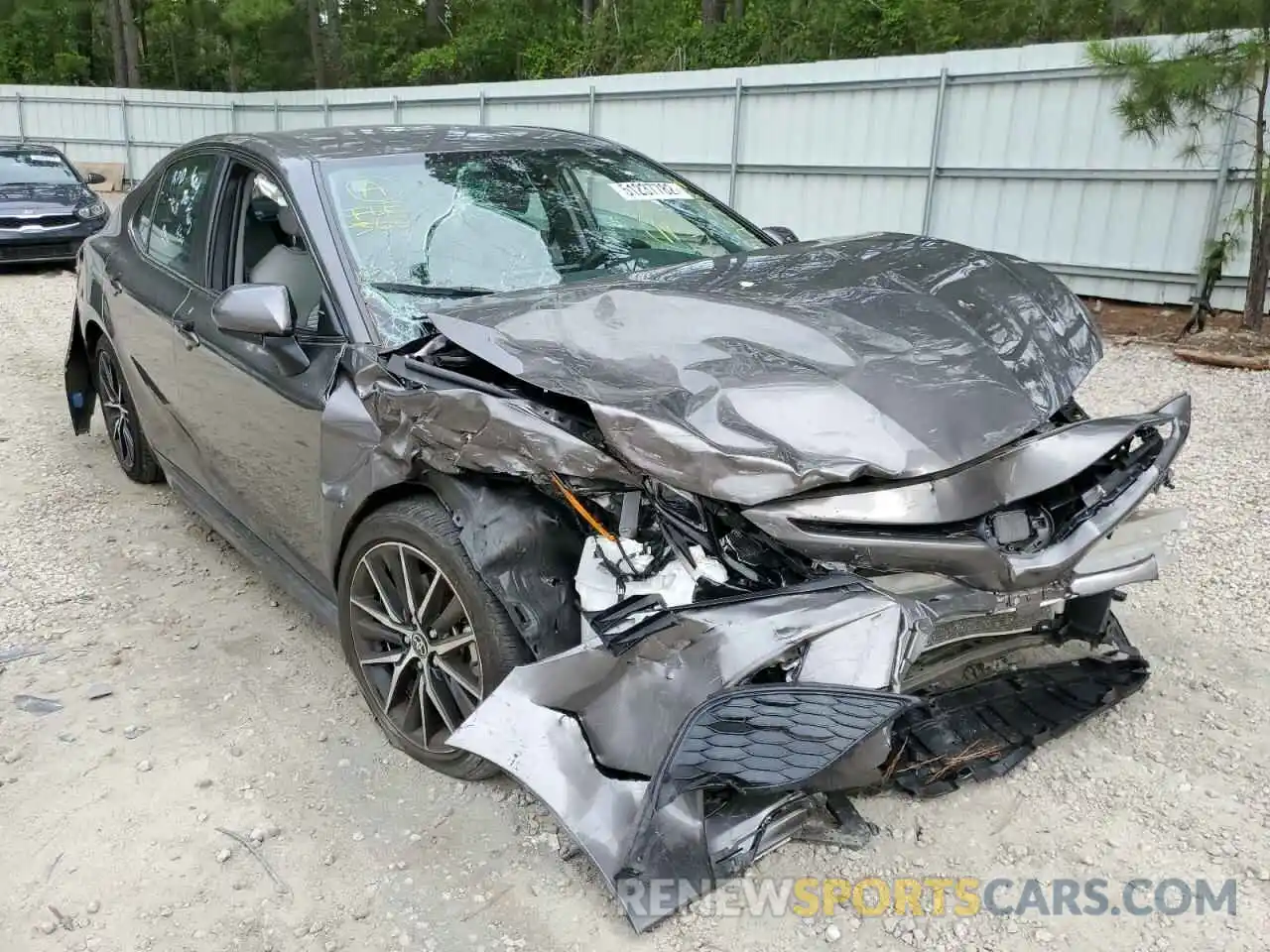 1 Photograph of a damaged car 4T1G11AK4MU542505 TOYOTA CAMRY 2021