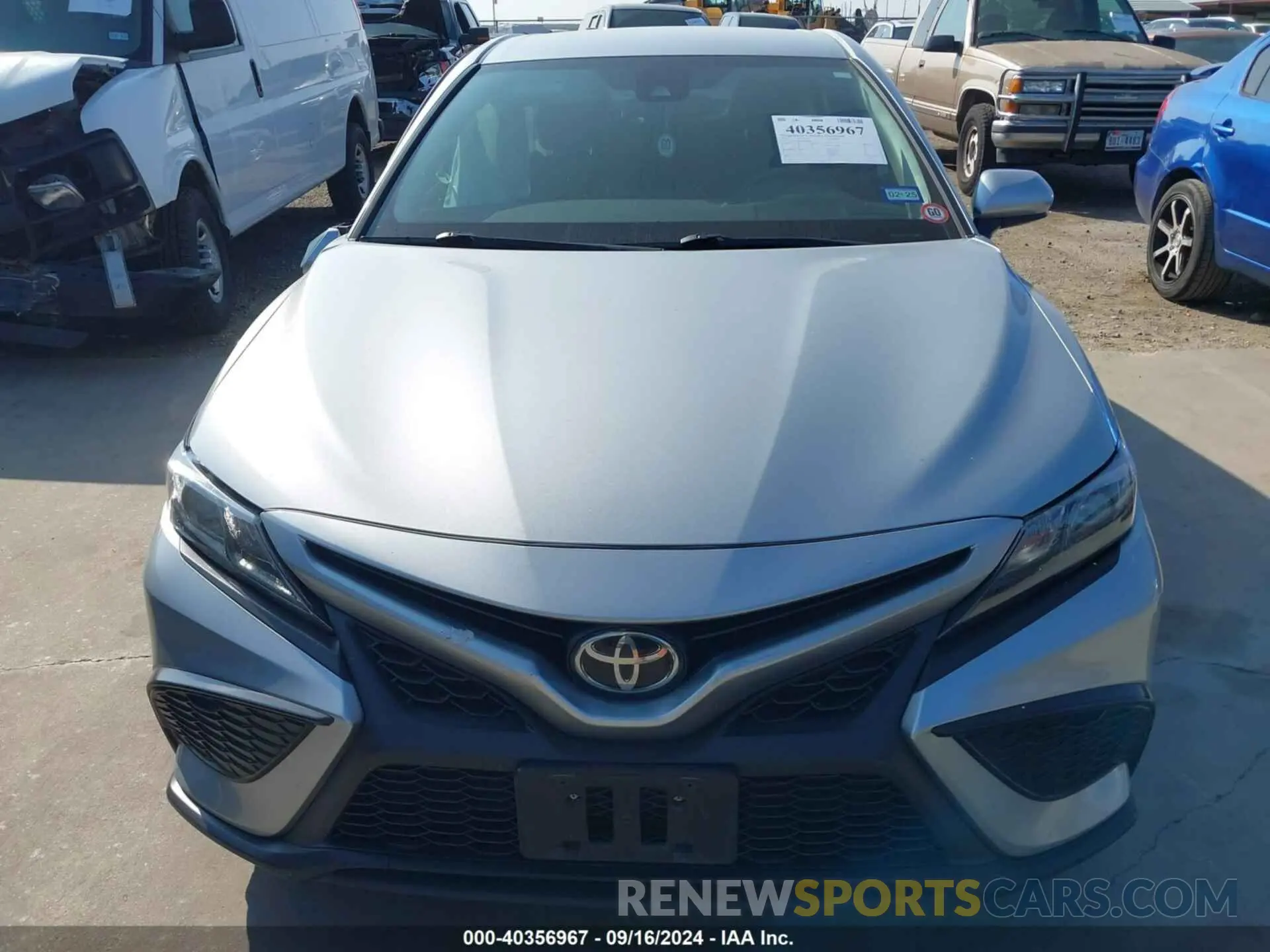 12 Photograph of a damaged car 4T1G11AK4MU542651 TOYOTA CAMRY 2021