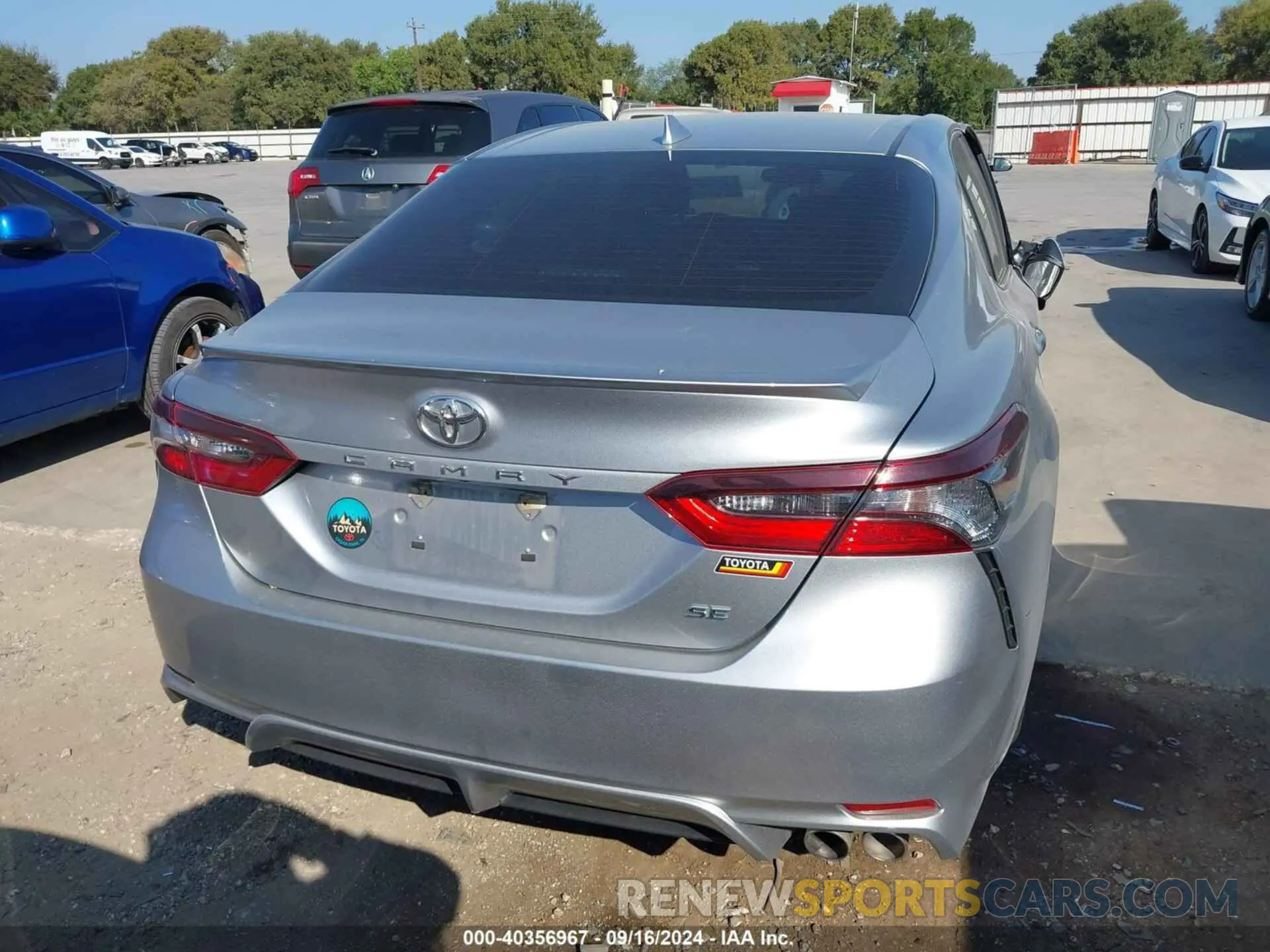16 Photograph of a damaged car 4T1G11AK4MU542651 TOYOTA CAMRY 2021