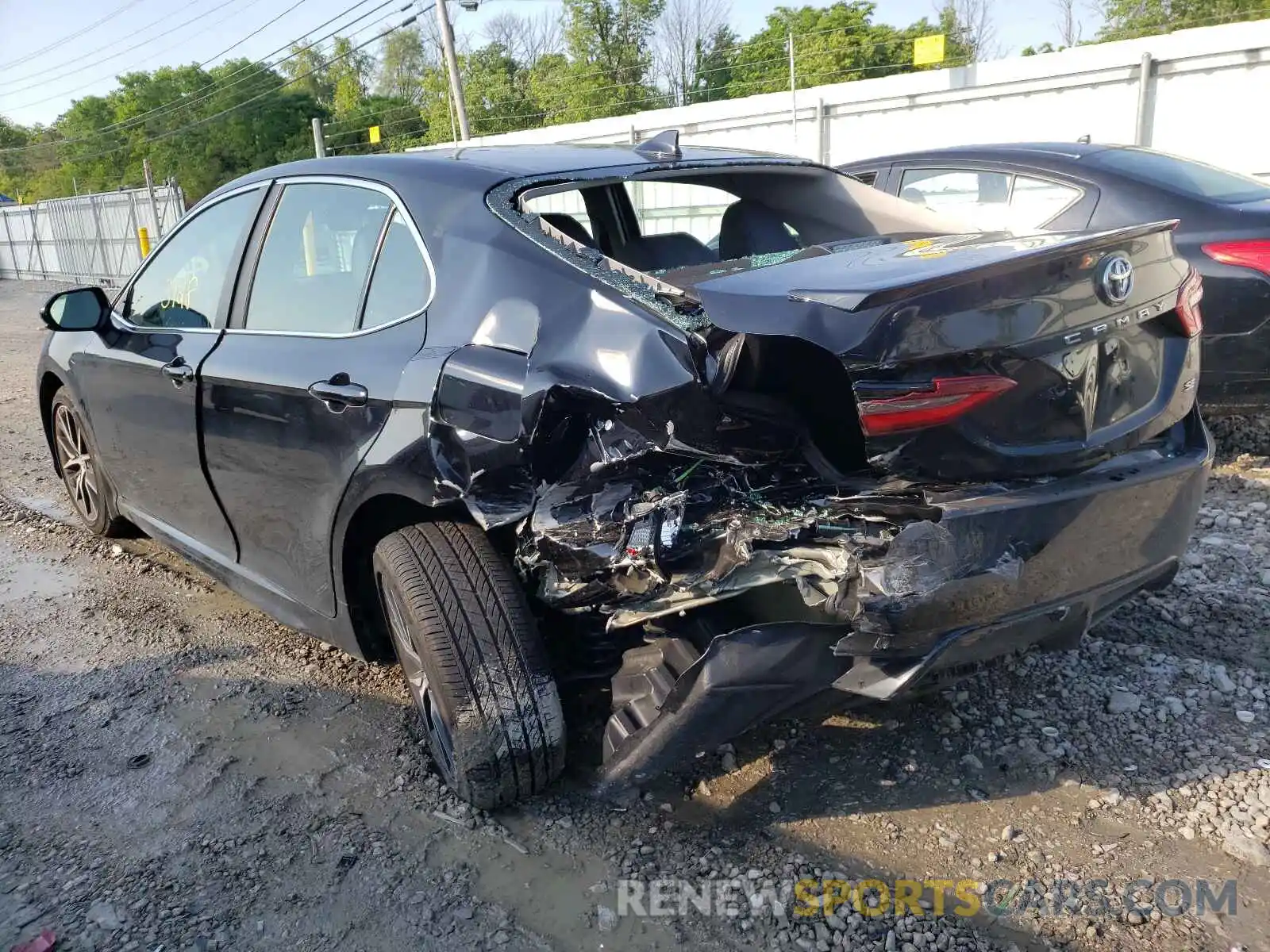 3 Photograph of a damaged car 4T1G11AK4MU544853 TOYOTA CAMRY 2021