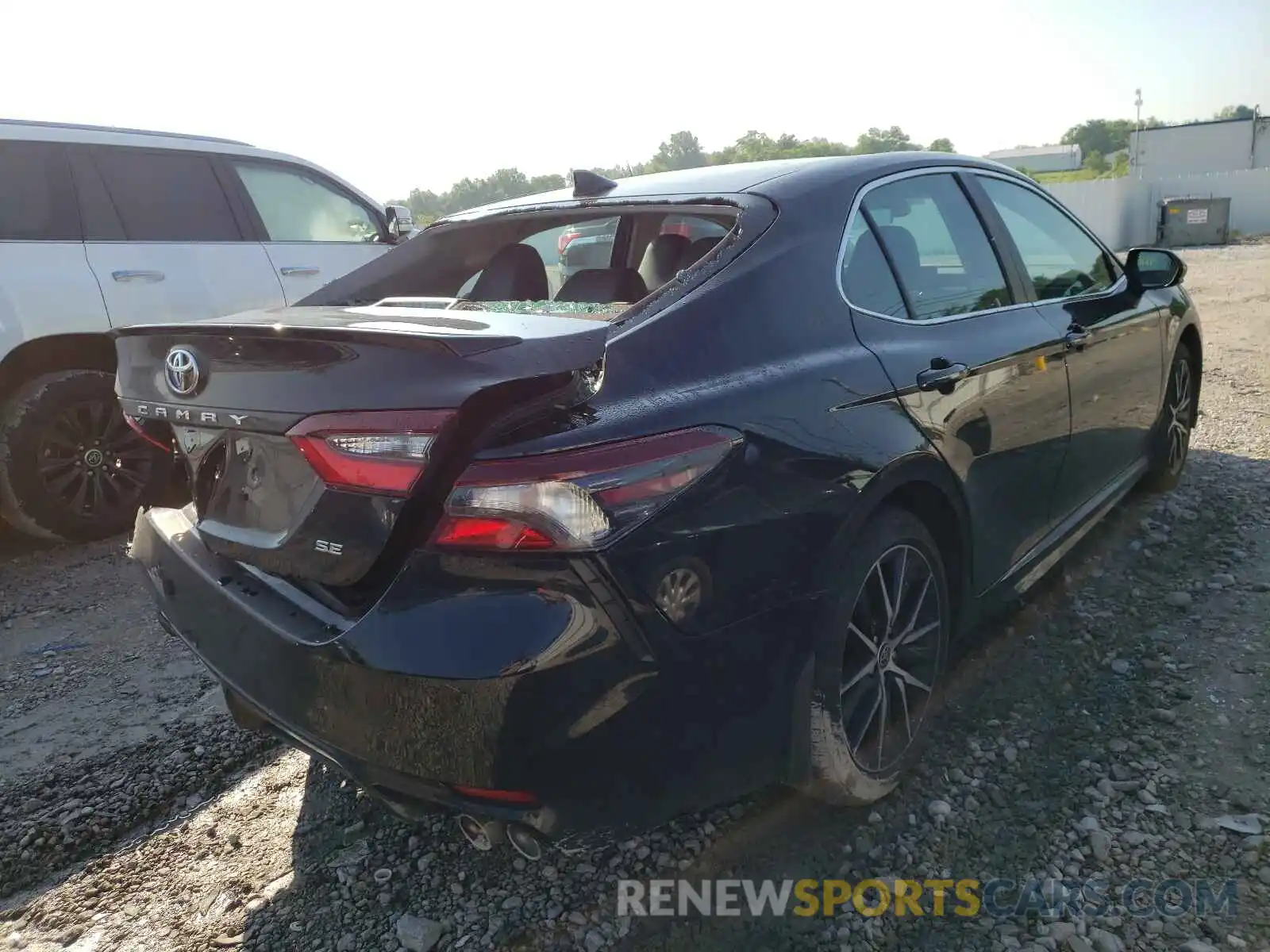 4 Photograph of a damaged car 4T1G11AK4MU544853 TOYOTA CAMRY 2021