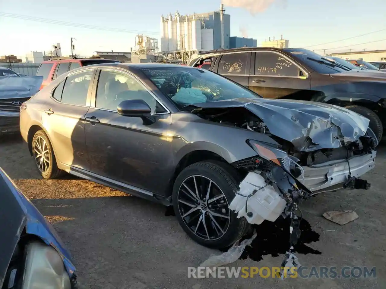 4 Photograph of a damaged car 4T1G11AK4MU549700 TOYOTA CAMRY 2021