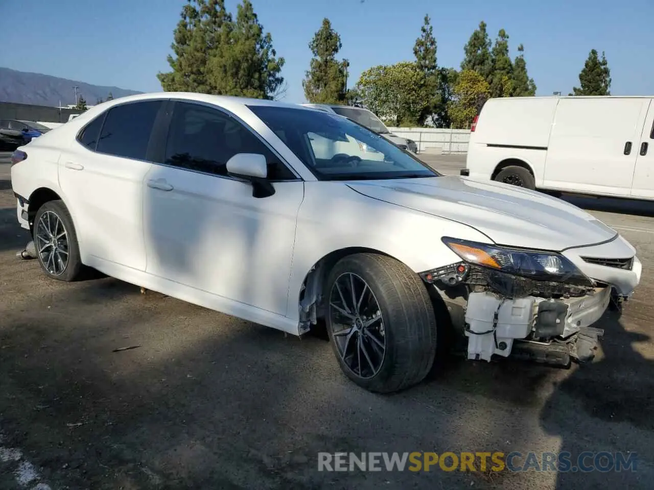 4 Photograph of a damaged car 4T1G11AK4MU553987 TOYOTA CAMRY 2021