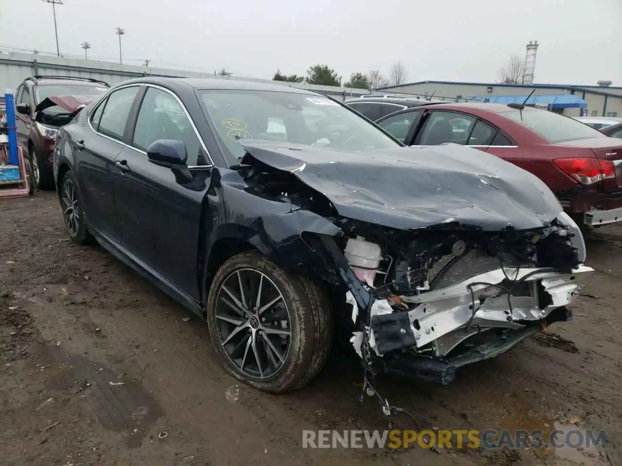 1 Photograph of a damaged car 4T1G11AK4MU584236 TOYOTA CAMRY 2021