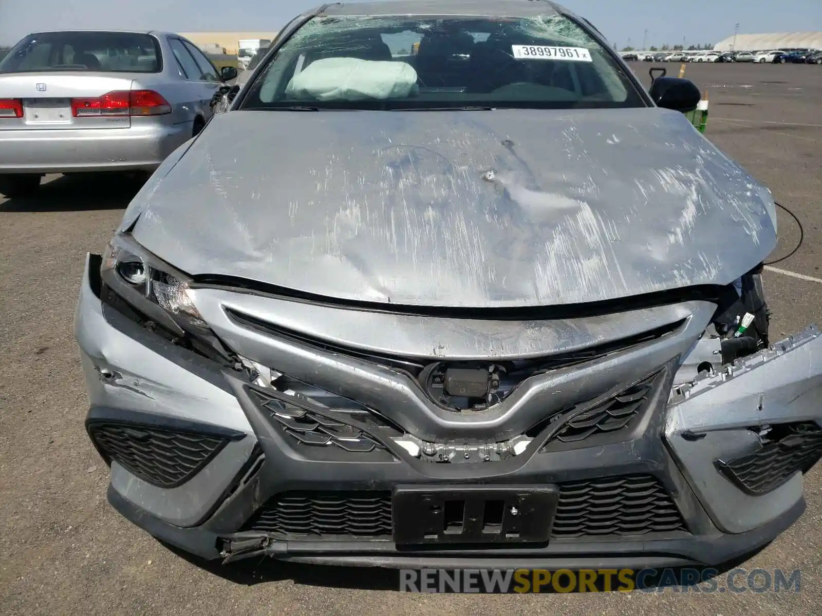 9 Photograph of a damaged car 4T1G11AK5MU407016 TOYOTA CAMRY 2021