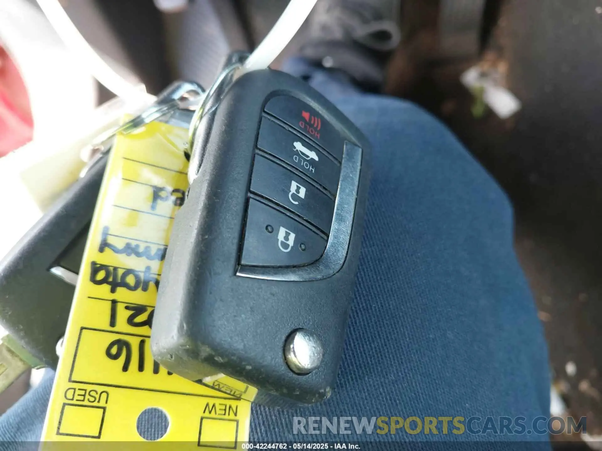 11 Photograph of a damaged car 4T1G11AK5MU407274 TOYOTA CAMRY 2021