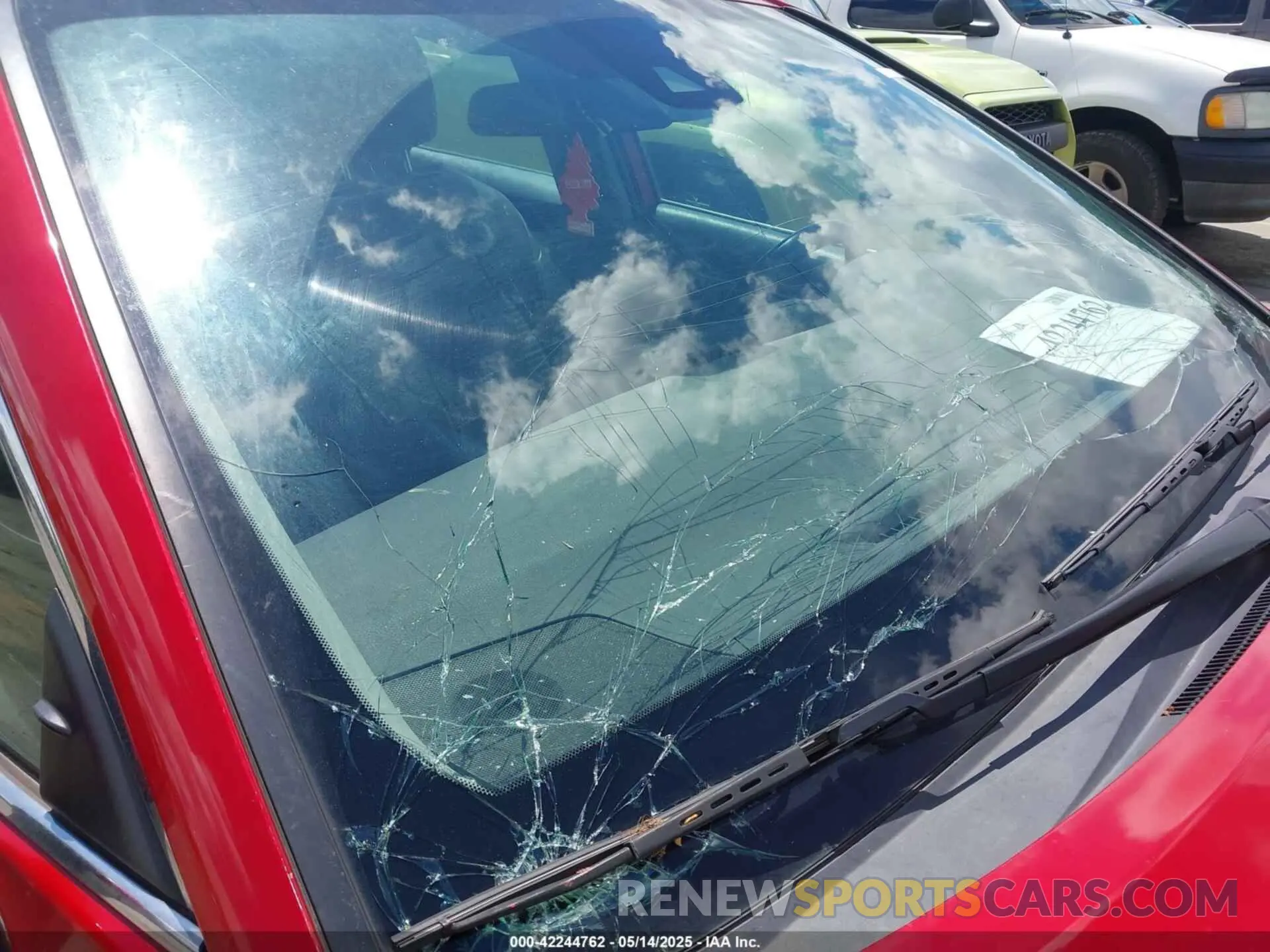 19 Photograph of a damaged car 4T1G11AK5MU407274 TOYOTA CAMRY 2021