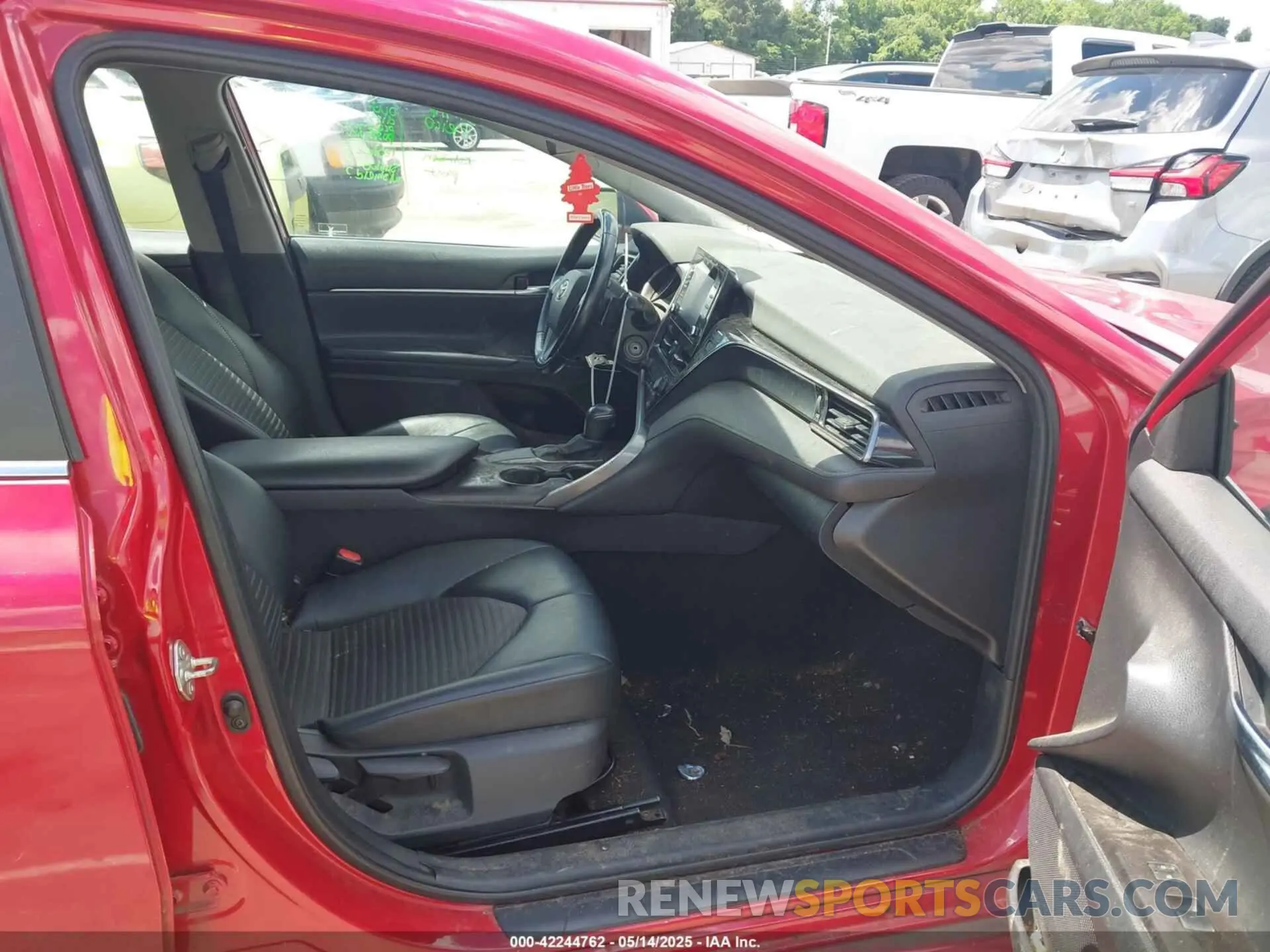 5 Photograph of a damaged car 4T1G11AK5MU407274 TOYOTA CAMRY 2021