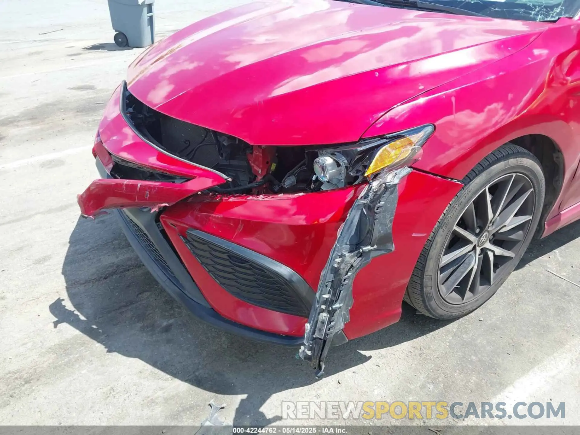 6 Photograph of a damaged car 4T1G11AK5MU407274 TOYOTA CAMRY 2021