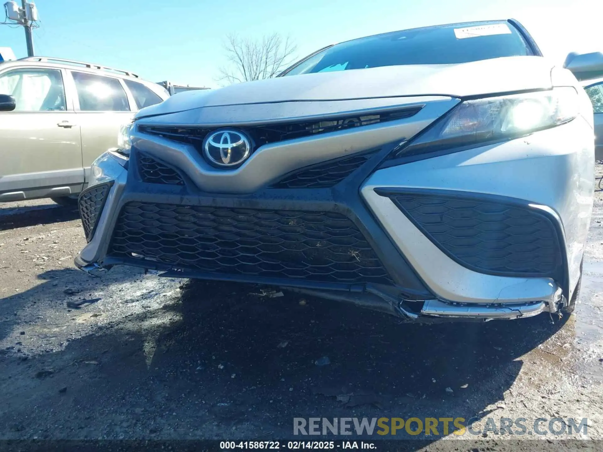 6 Photograph of a damaged car 4T1G11AK5MU411101 TOYOTA CAMRY 2021