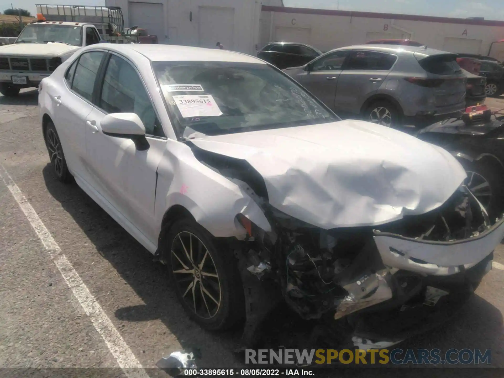 1 Photograph of a damaged car 4T1G11AK5MU411230 TOYOTA CAMRY 2021