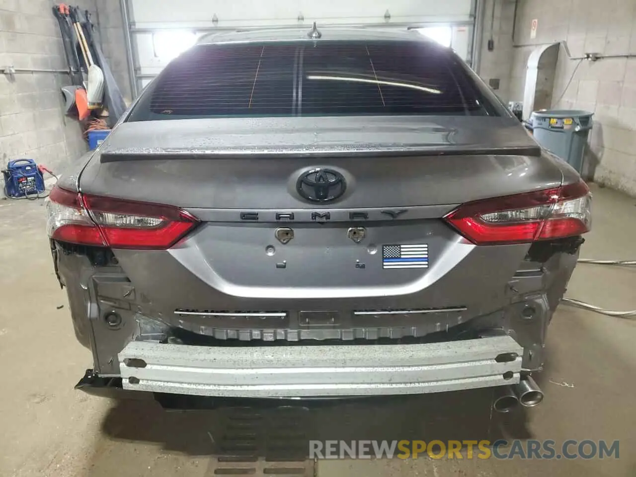 6 Photograph of a damaged car 4T1G11AK5MU414483 TOYOTA CAMRY 2021