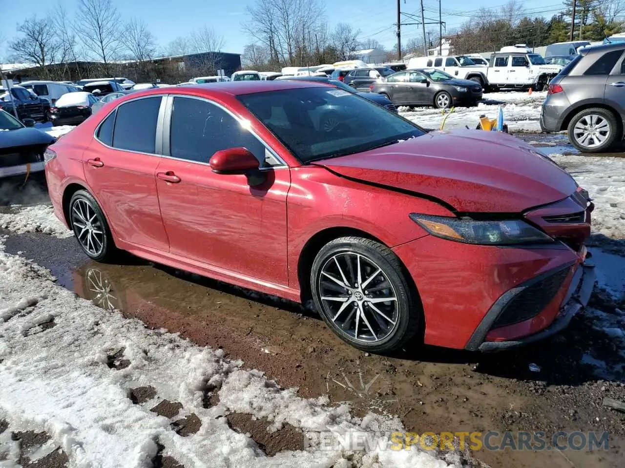 4 Photograph of a damaged car 4T1G11AK5MU417948 TOYOTA CAMRY 2021