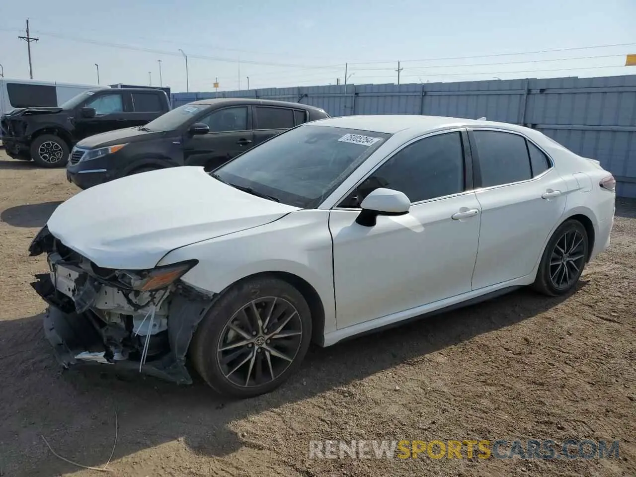 1 Photograph of a damaged car 4T1G11AK5MU428027 TOYOTA CAMRY 2021