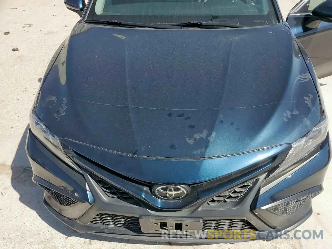 13 Photograph of a damaged car 4T1G11AK5MU431638 TOYOTA CAMRY 2021