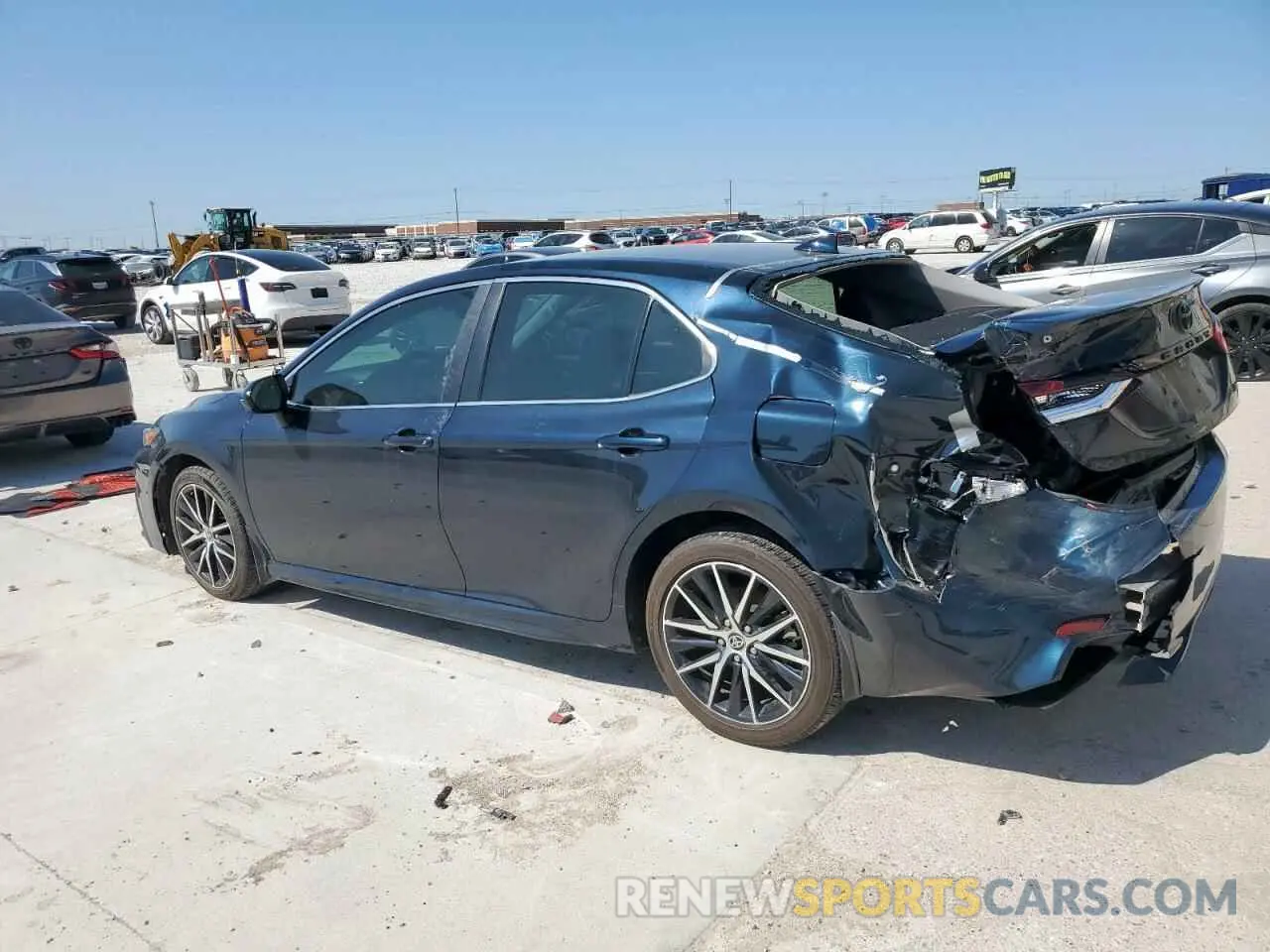 2 Photograph of a damaged car 4T1G11AK5MU431638 TOYOTA CAMRY 2021
