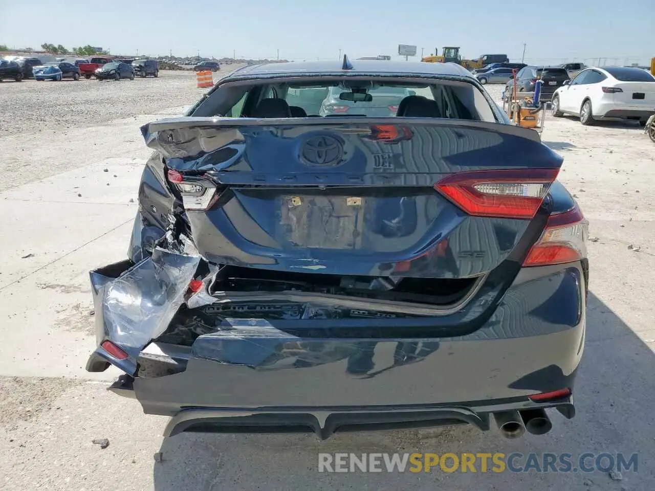 6 Photograph of a damaged car 4T1G11AK5MU431638 TOYOTA CAMRY 2021