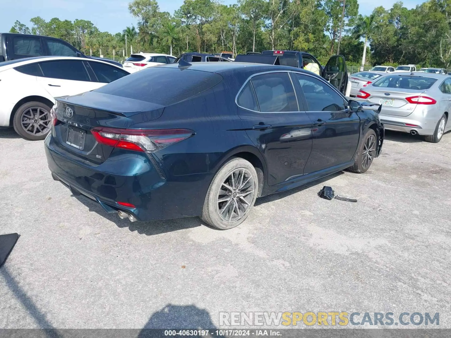 4 Photograph of a damaged car 4T1G11AK5MU446205 TOYOTA CAMRY 2021