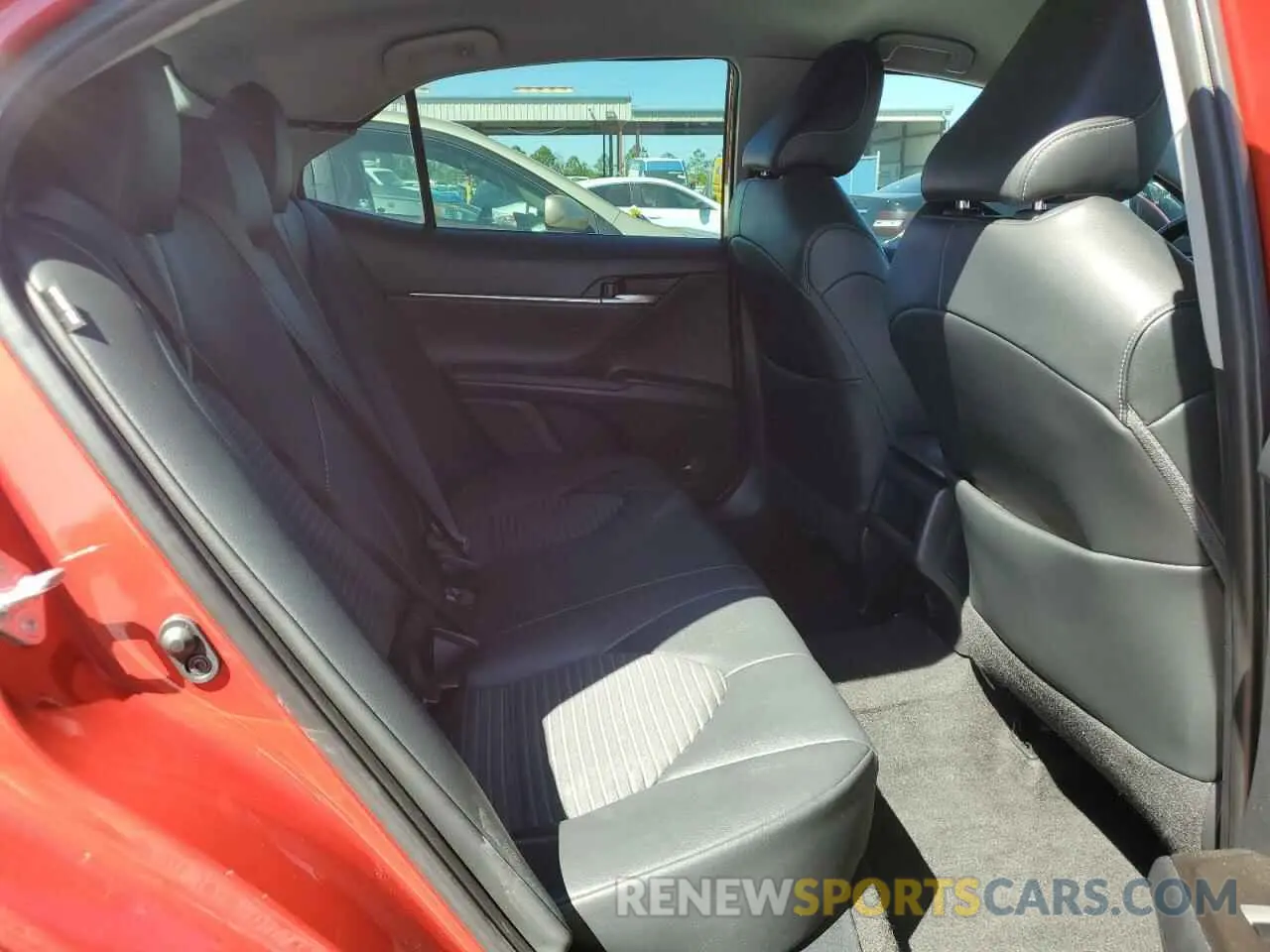 10 Photograph of a damaged car 4T1G11AK5MU458709 TOYOTA CAMRY 2021