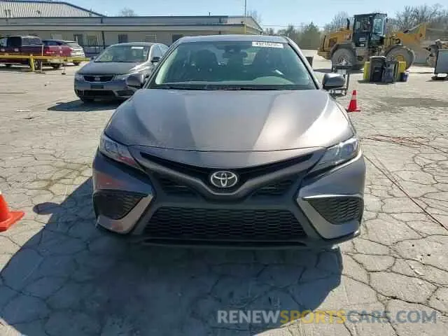 10 Photograph of a damaged car 4T1G11AK5MU474764 TOYOTA CAMRY 2021