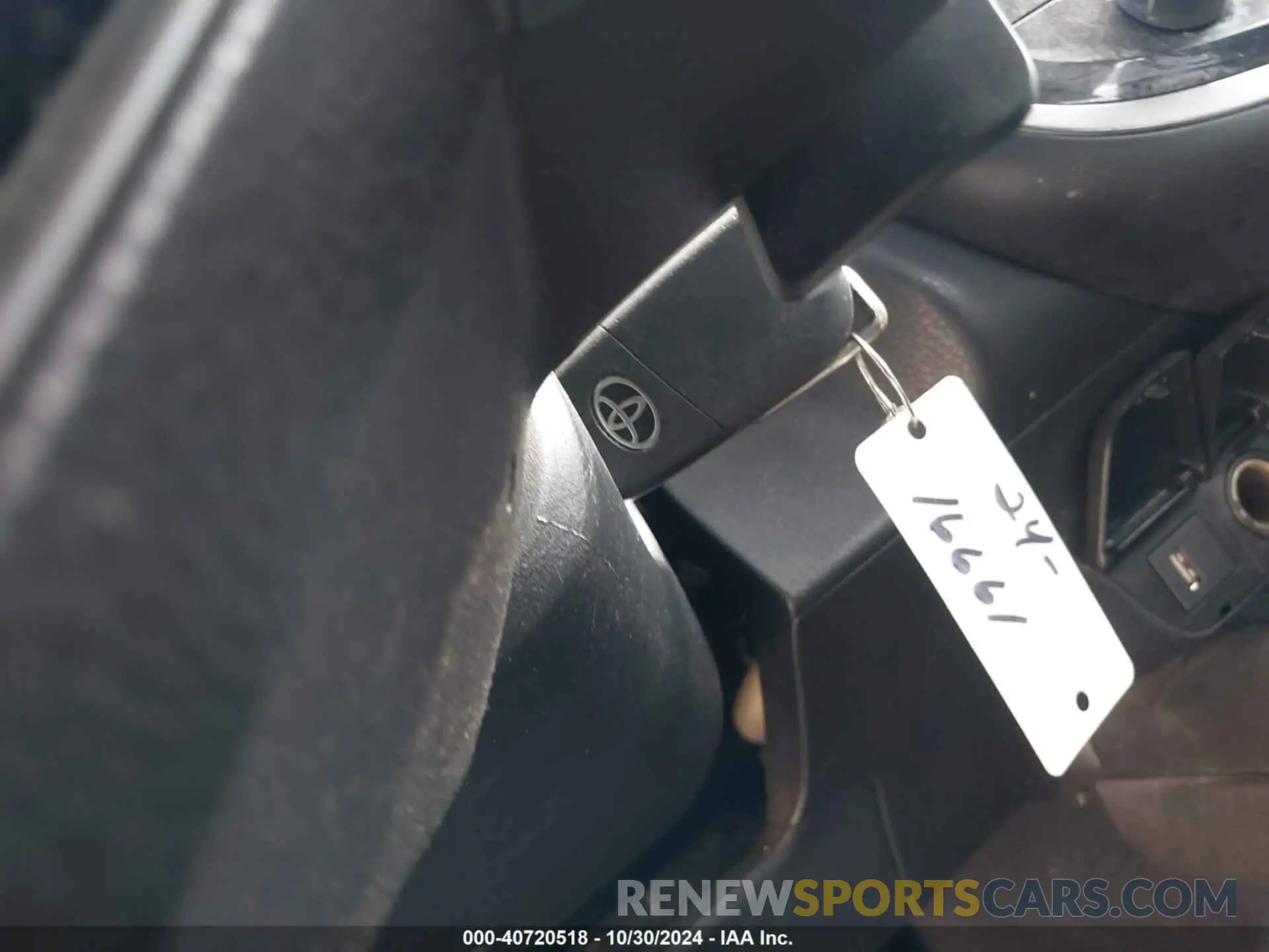 11 Photograph of a damaged car 4T1G11AK5MU478961 TOYOTA CAMRY 2021