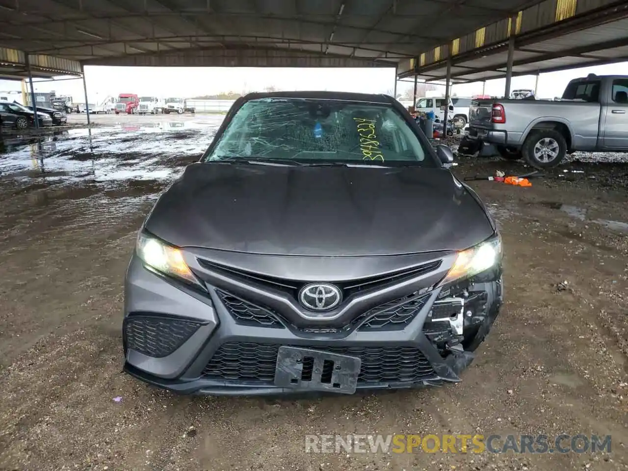 5 Photograph of a damaged car 4T1G11AK5MU489152 TOYOTA CAMRY 2021